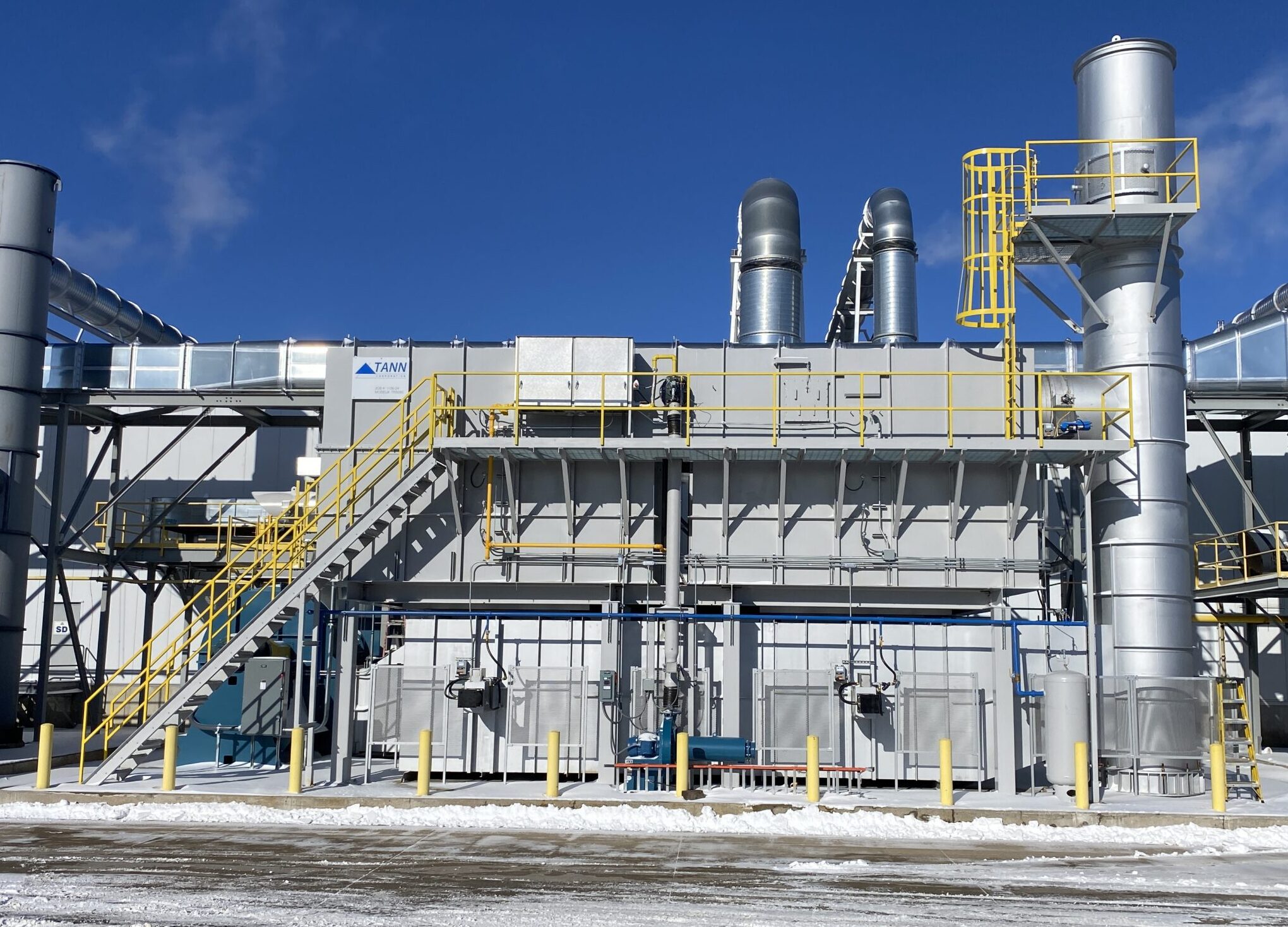 Regenerative thermal oxidizer system