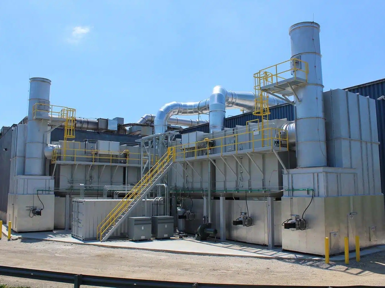Regenerative thermal oxidizer